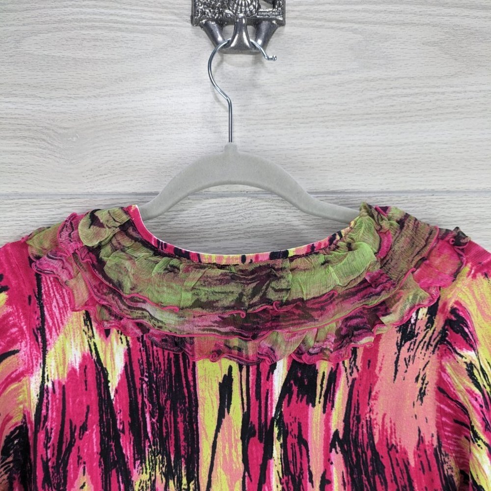 Metric Pink Abstract Ruffle Neckline Top - Picture 7 of 9
